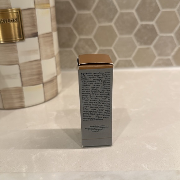 5ML ALPHARET CLEARING SERUM ** BRAND NEW, TRAVEL SIZE IN BOX** - Picture 3 of 4